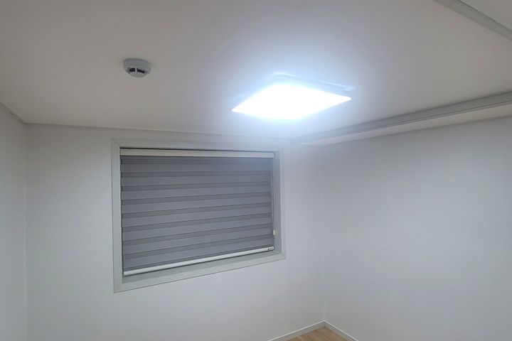 아늑한 거실있는 원룸 2번째 이미지