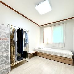 On-Shim (Women-only, Single Occupancy) Unit Image
