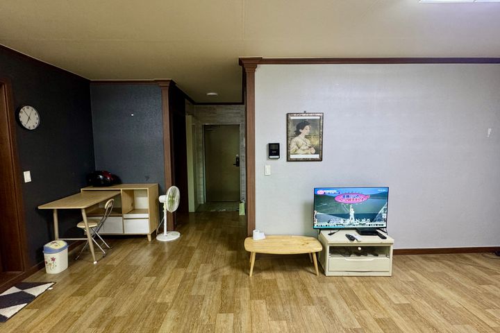 Quiet, newly built detached house 1th image
