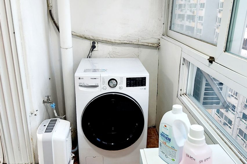 11-story building next to the industrial comp 9th image