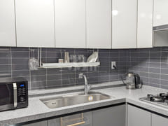 Fully-furnished Mountain View Apartment 7th image