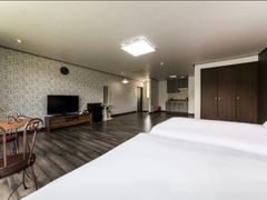 Club Board Resort A502 6th image