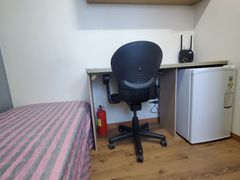 Fully furnished, women-only accommodation nea 4th image
