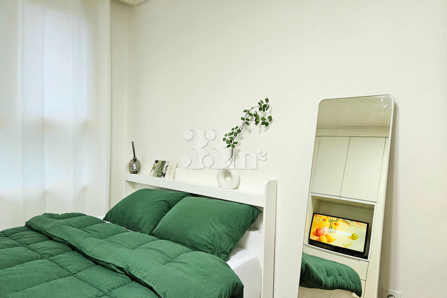 🍀 Fully furnished studio apartment right nex 1th image