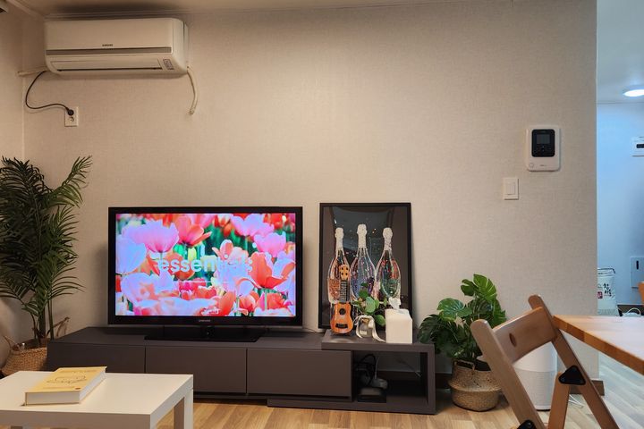 Two-Room Apartment in Namsan/Itaewon with Fre 1th image