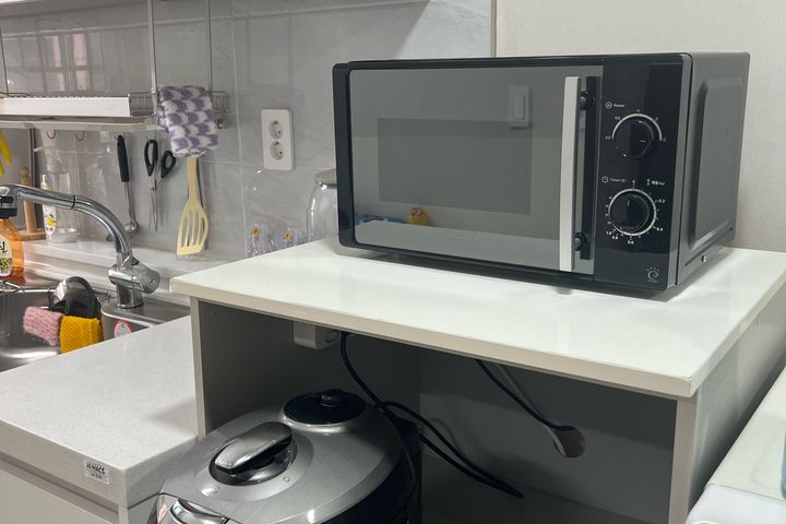 Neat 2-room unit, 2 minutes from Seodong Stat 10th image