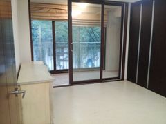 50-pyeong apartment, 4 rooms, 2 bathrooms 3th image