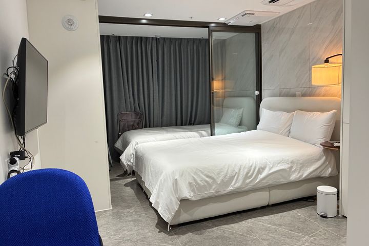 P Seocho Gangnam Premium Full Option 0th image