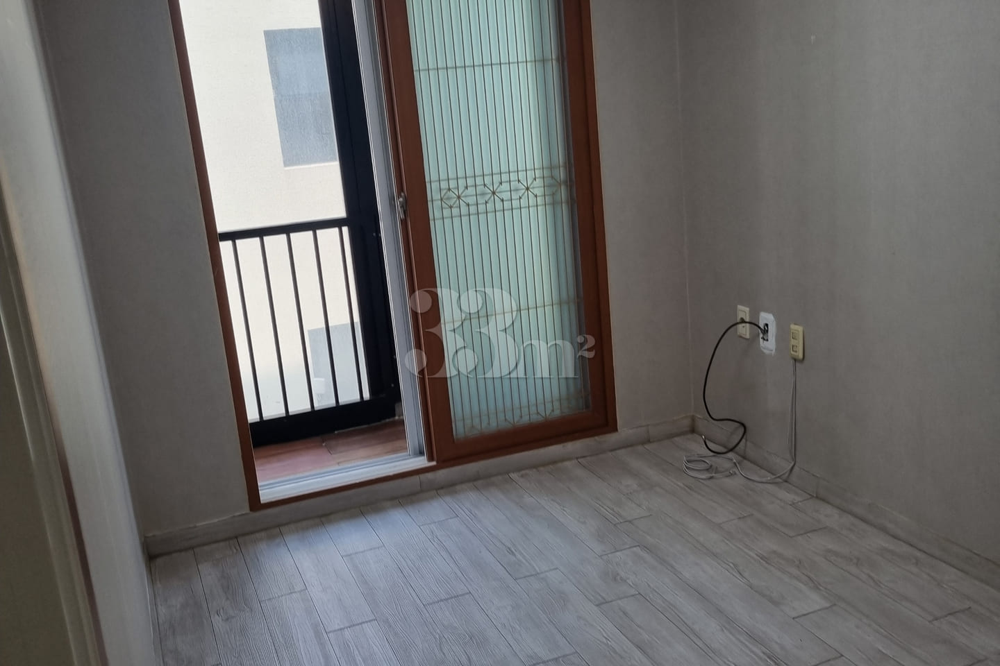 # Comfortable 2-room apartment right in front 2th image