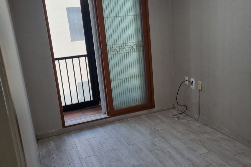 # 편안한투룸 충대앞!