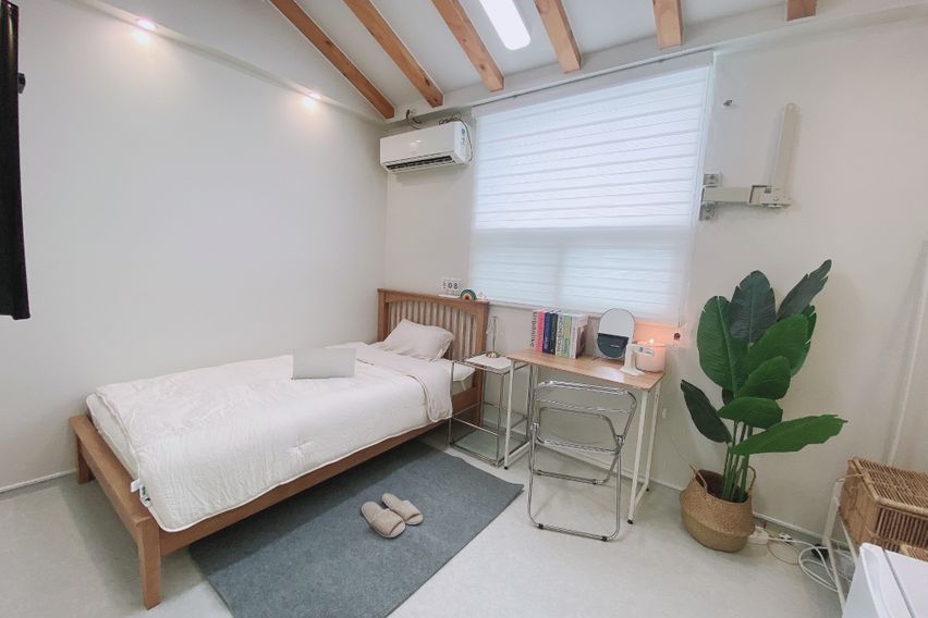 화이트싱글룸 0번째 이미지