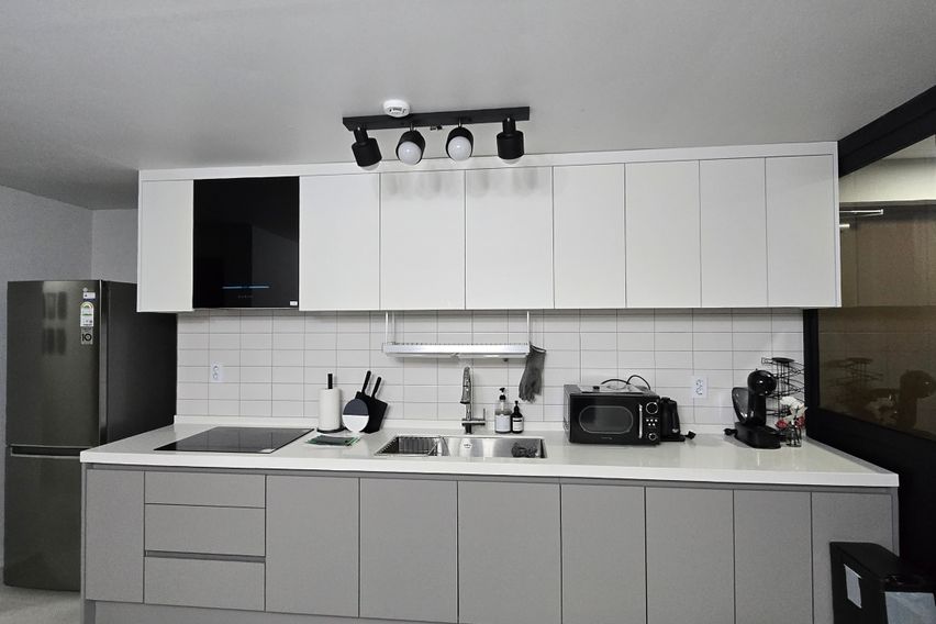 주차가능/역1분/신축