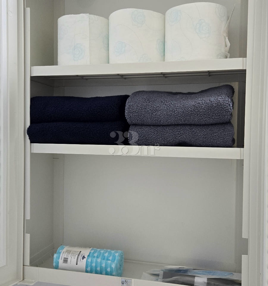 A studio apartment you'll want to stay in 11th image