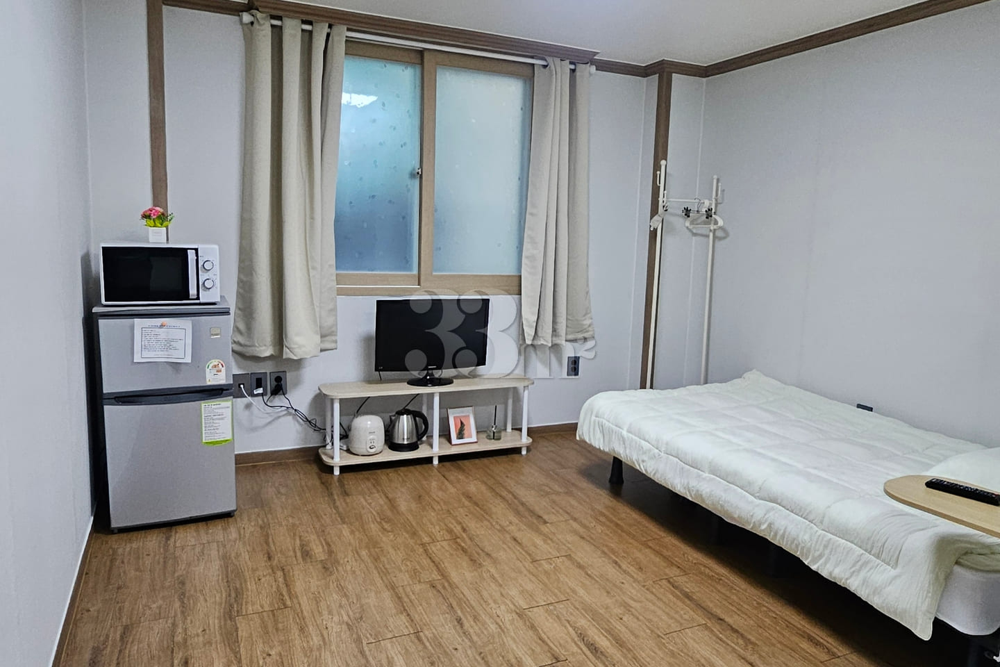 Best studio apartment in Bonggok-dong with to 2th image