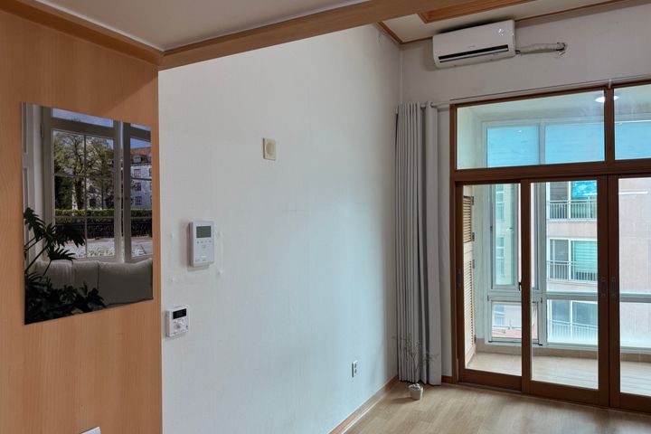 Pet-Friendly Duplex Apartment in Seomyeon 1️⃣ 2th image