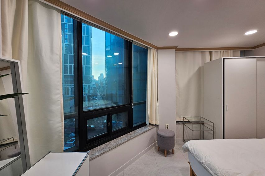 양재 모던하우스 