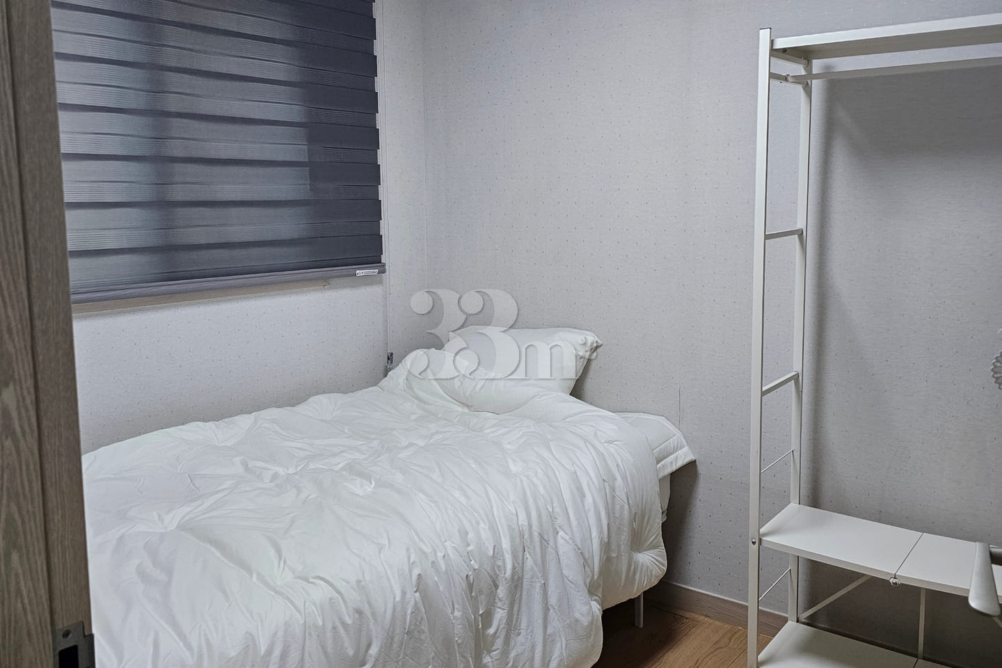 Pleasant, fully-furnished, new two-room apart 3th image