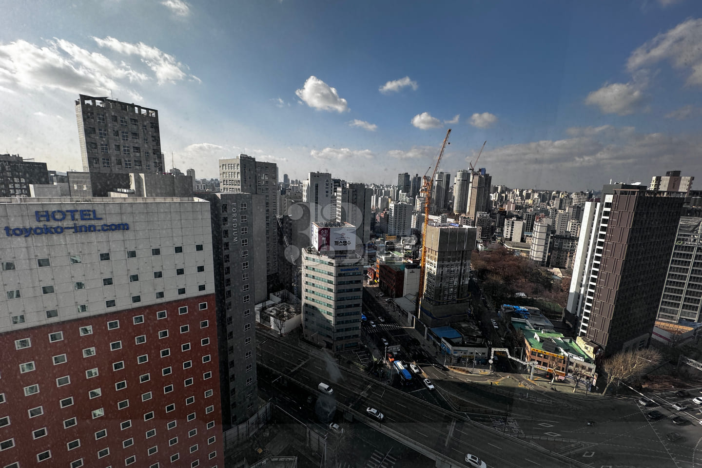 Newly built officetel with a view of Yeouido 6th image