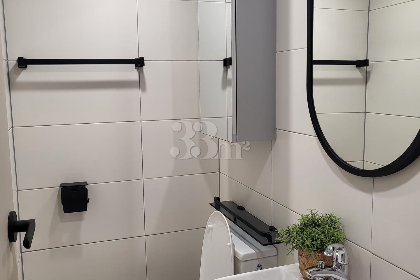Premium studio apartment 5th image