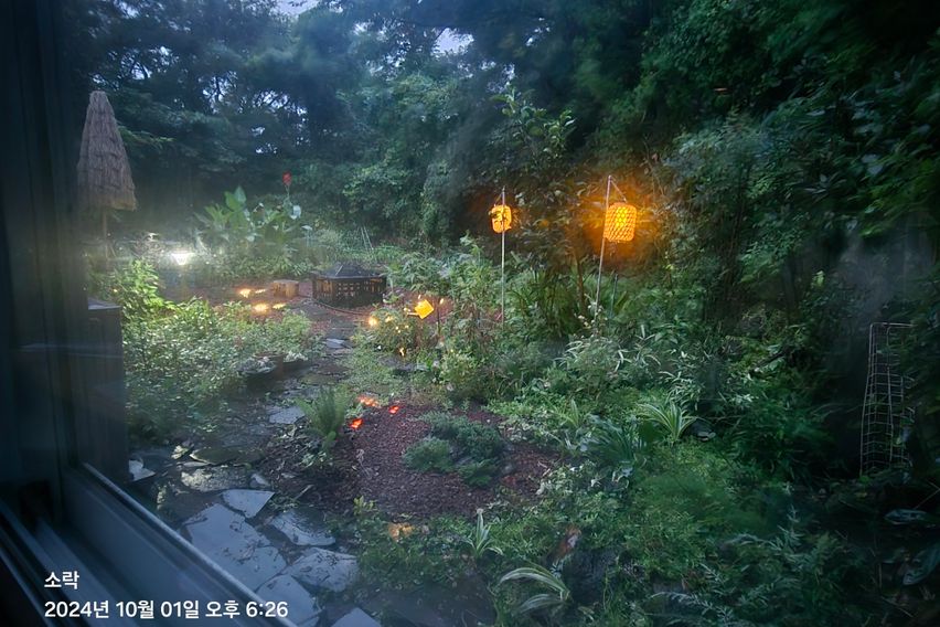 제주시골 마당있는 돌집