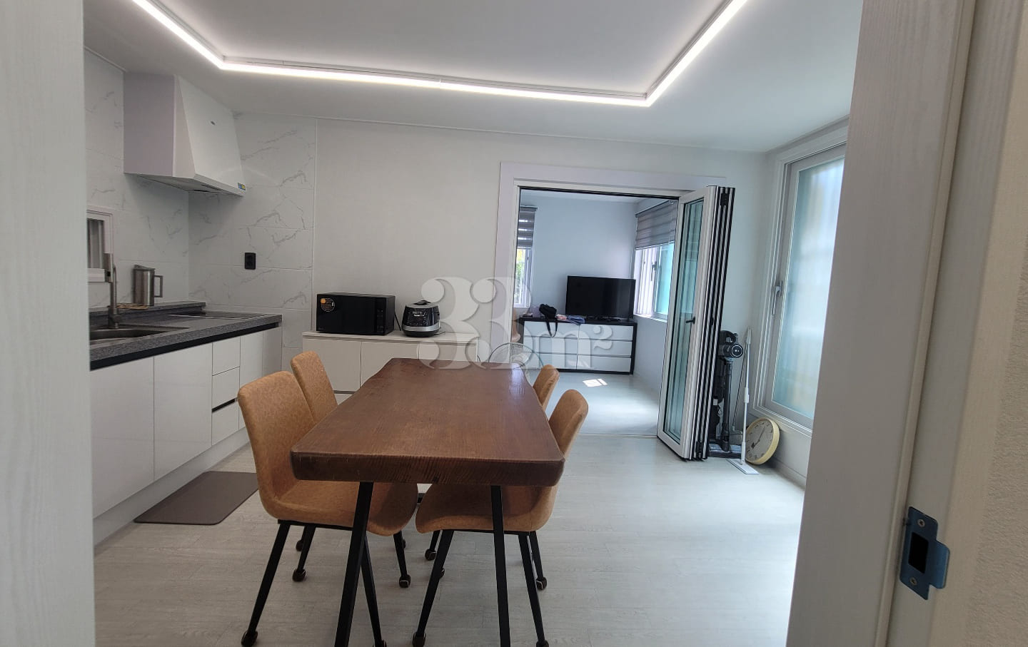 Quiet ground-floor space in Namhae, Gyeongnam 5th image