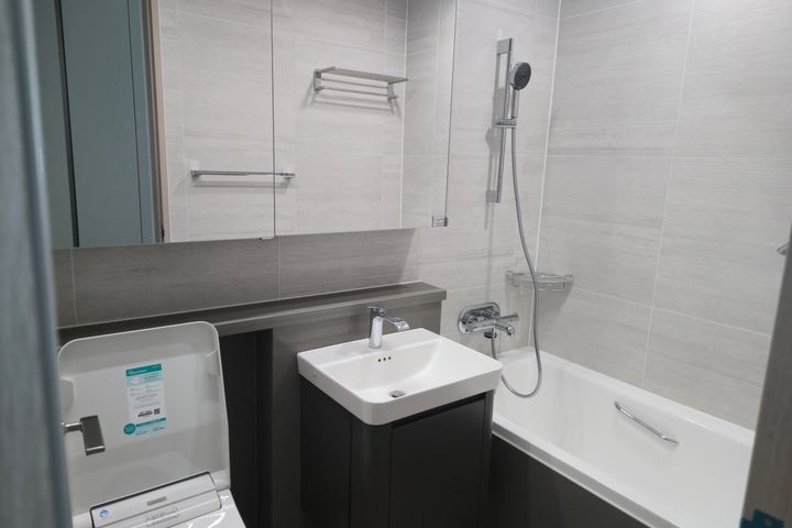 Apartment with a view of Lotte Tower in Jamsi 13th image