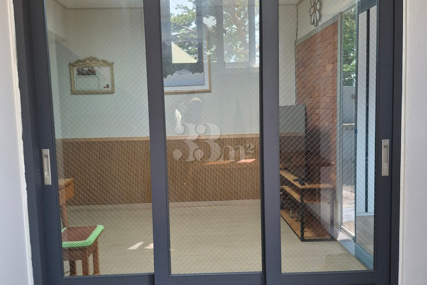 Sun-drenched solarium 5th image