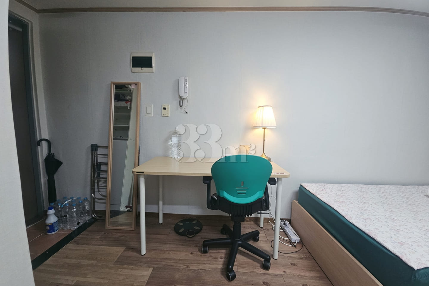 Clean and affordable studio apartment. 2th image