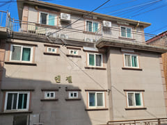 15-minute walk from Seobenta Station, great v 5th image