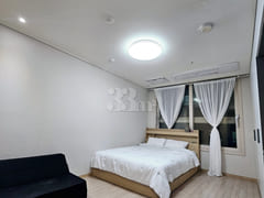 City View High-Rise, Fully Furnished! 0th image