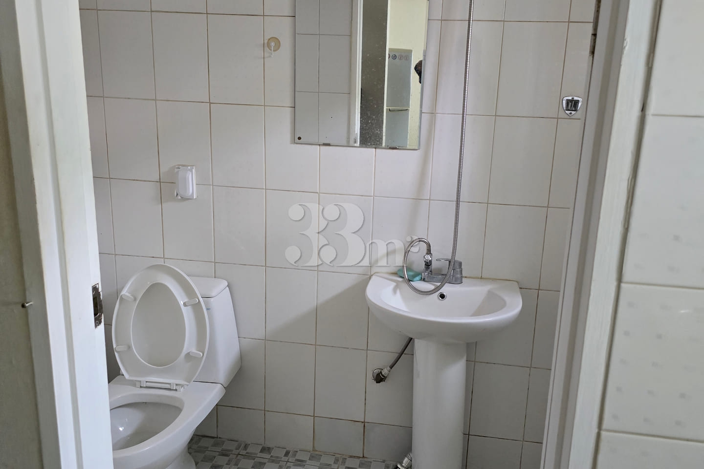 Studio apartment in Chunghyo-dong with conven 5th image