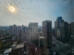 Gangnam, Nonhyeon, Yongsan, Cheongdam, 10 min 3th image
