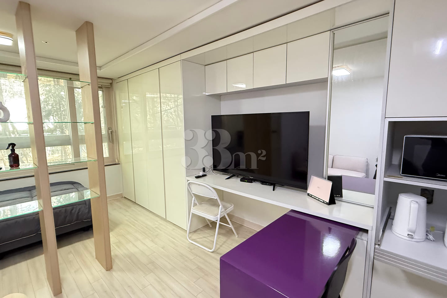 Cozy studio apartment with a separate room 5th image