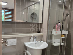 Clean home, 3 minutes from Sangdo Station 7th image