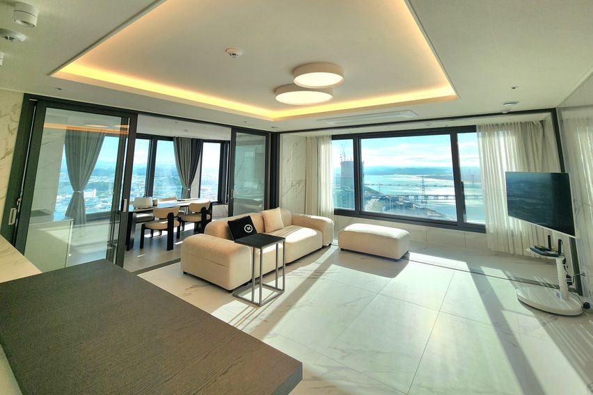 🌈 반달섬 힐링오션뷰 0번째 이미지