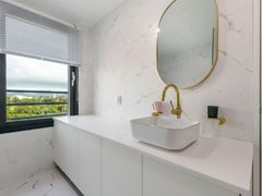 Fantastic Ocean View Luxury Home 6th image
