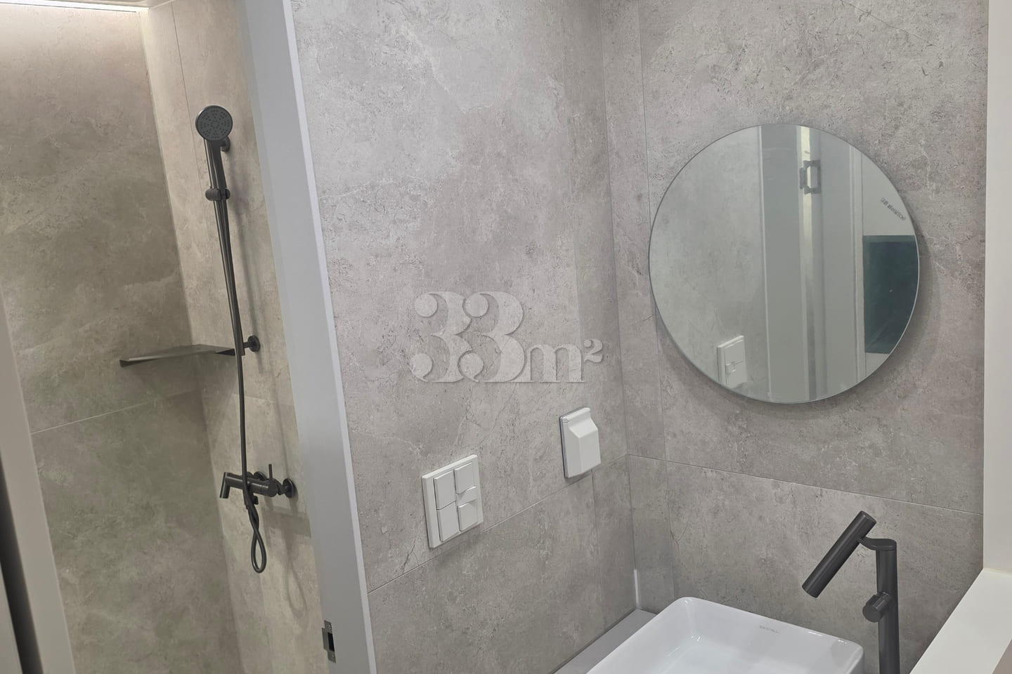 B-A200 (Unit 302) 2th image
