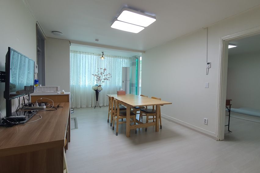 개봉역 넓고 밝고 따뜻