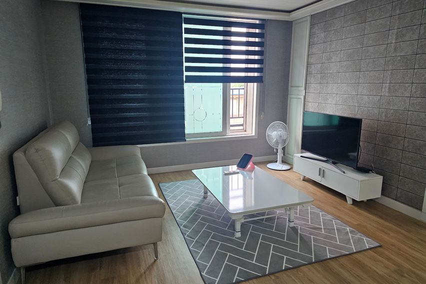 깔끔하고 조용한 투룸 0번째 이미지