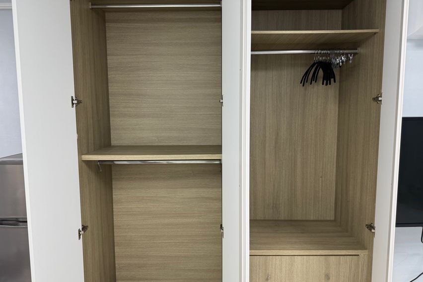 ✨Sinchon Station Area, Fully Furnished Studio 11th image