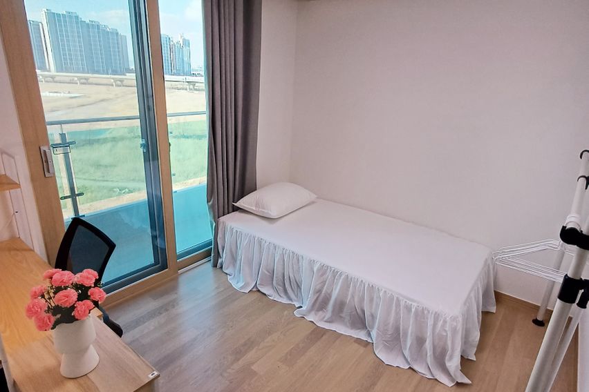 Songdo Incheon University Entrance B 6th image