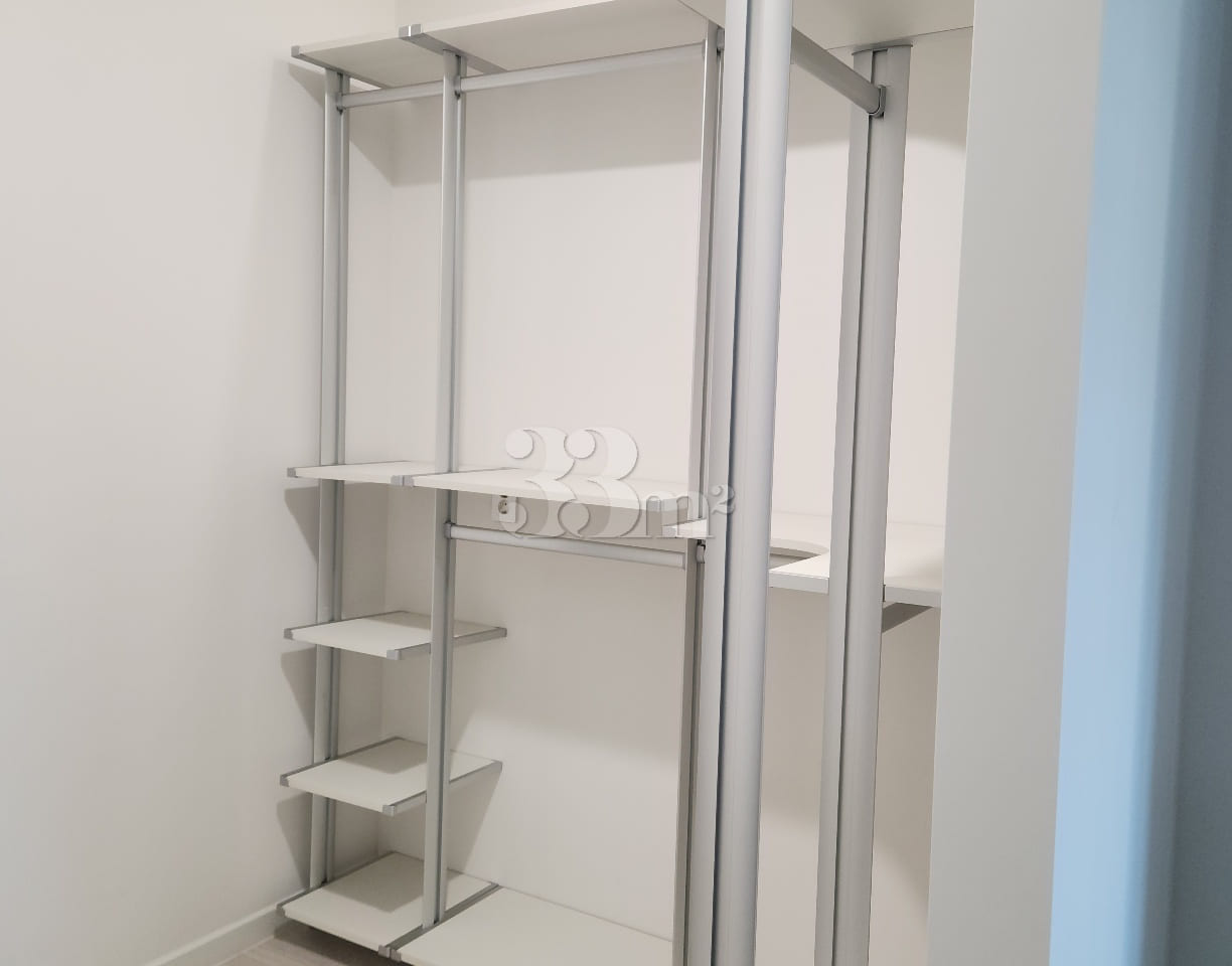 Brand-new, spacious two-room unit; parking av 15th image