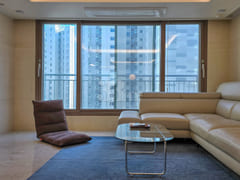 Three-room apartment in the Sangam living are 0th image