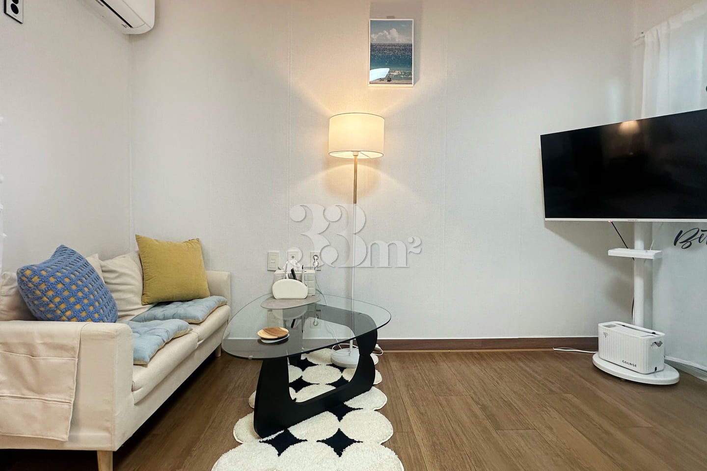 A fully-furnished room that feels like home ? 3th image