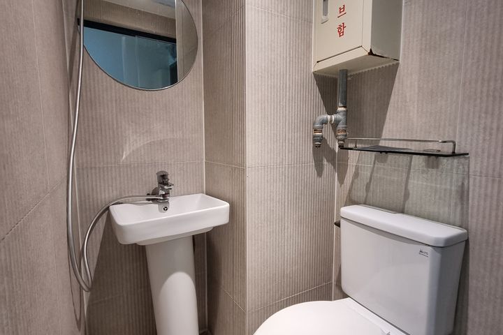 W Stay 122 Sinchon Hongdae Branch 5th image
