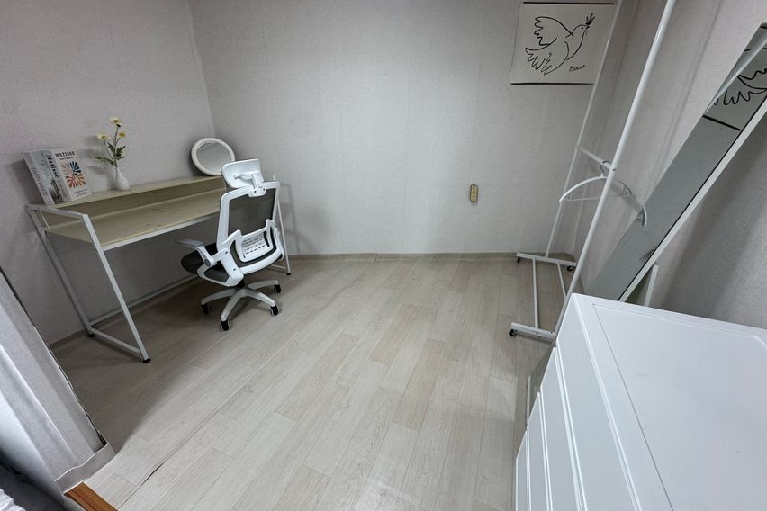 청량리 쉐어하우스 큰방 4번째 이미지