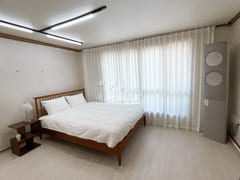 Two-room apartment, 3 minutes from Yeongildae 1th image