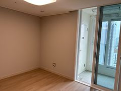 Newly built 24-pyeong apartment in Juan 4th image