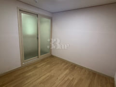 Spacious two-bedroom apartment in Sillim-dong 1th image