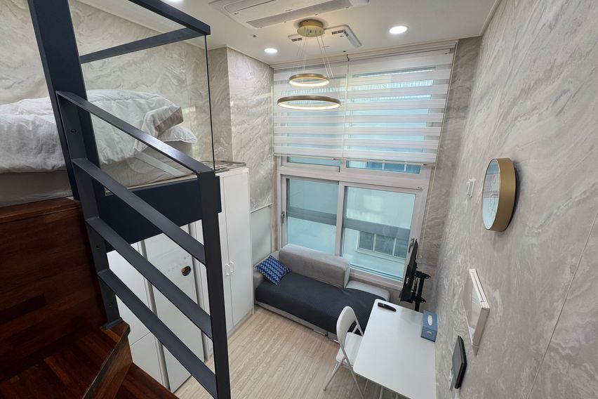 🔴성수역 복층 풀옵션🔵 3번째 이미지